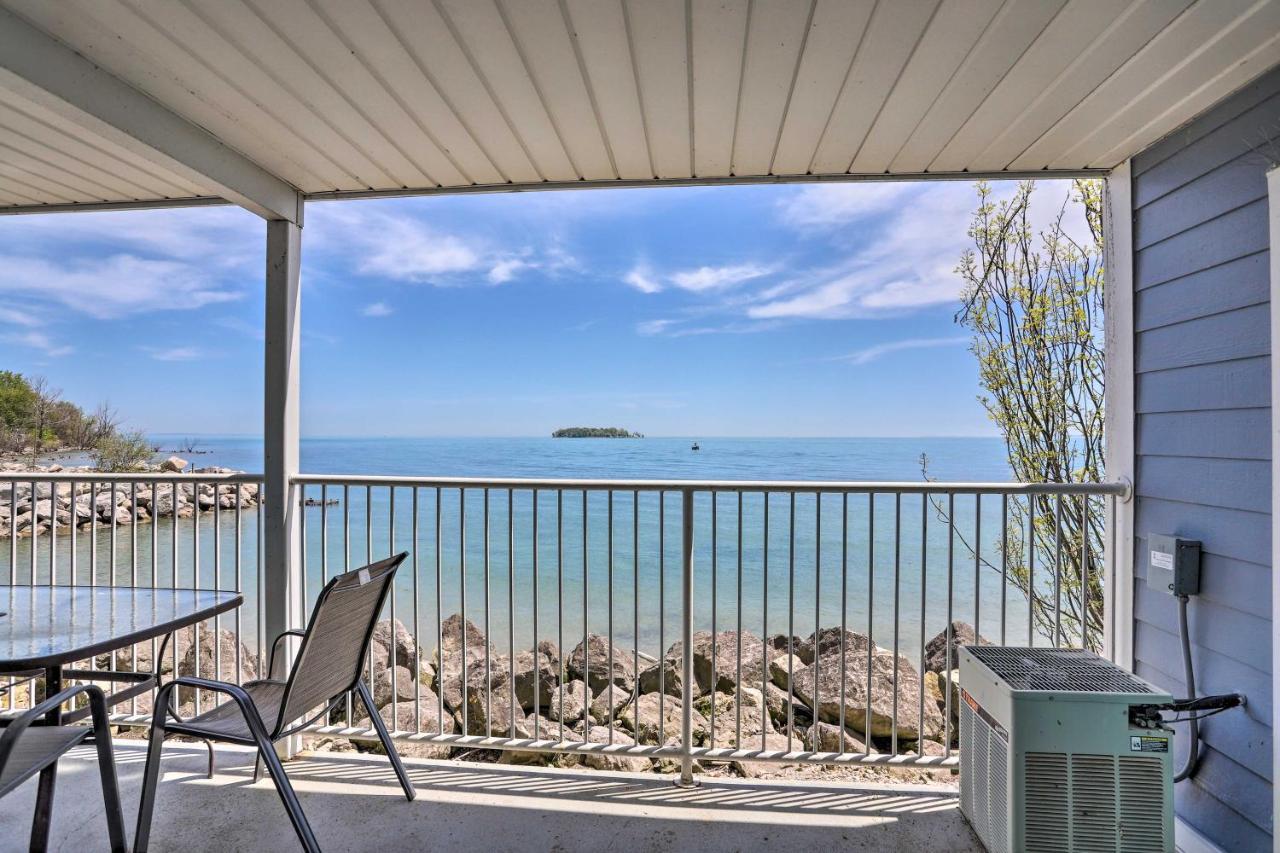 Cozy Lakefront Middle Bass Retreat With Balcony Put-in-Bay Esterno foto