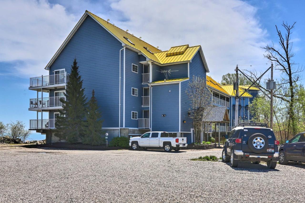 Cozy Lakefront Middle Bass Retreat With Balcony Put-in-Bay Esterno foto