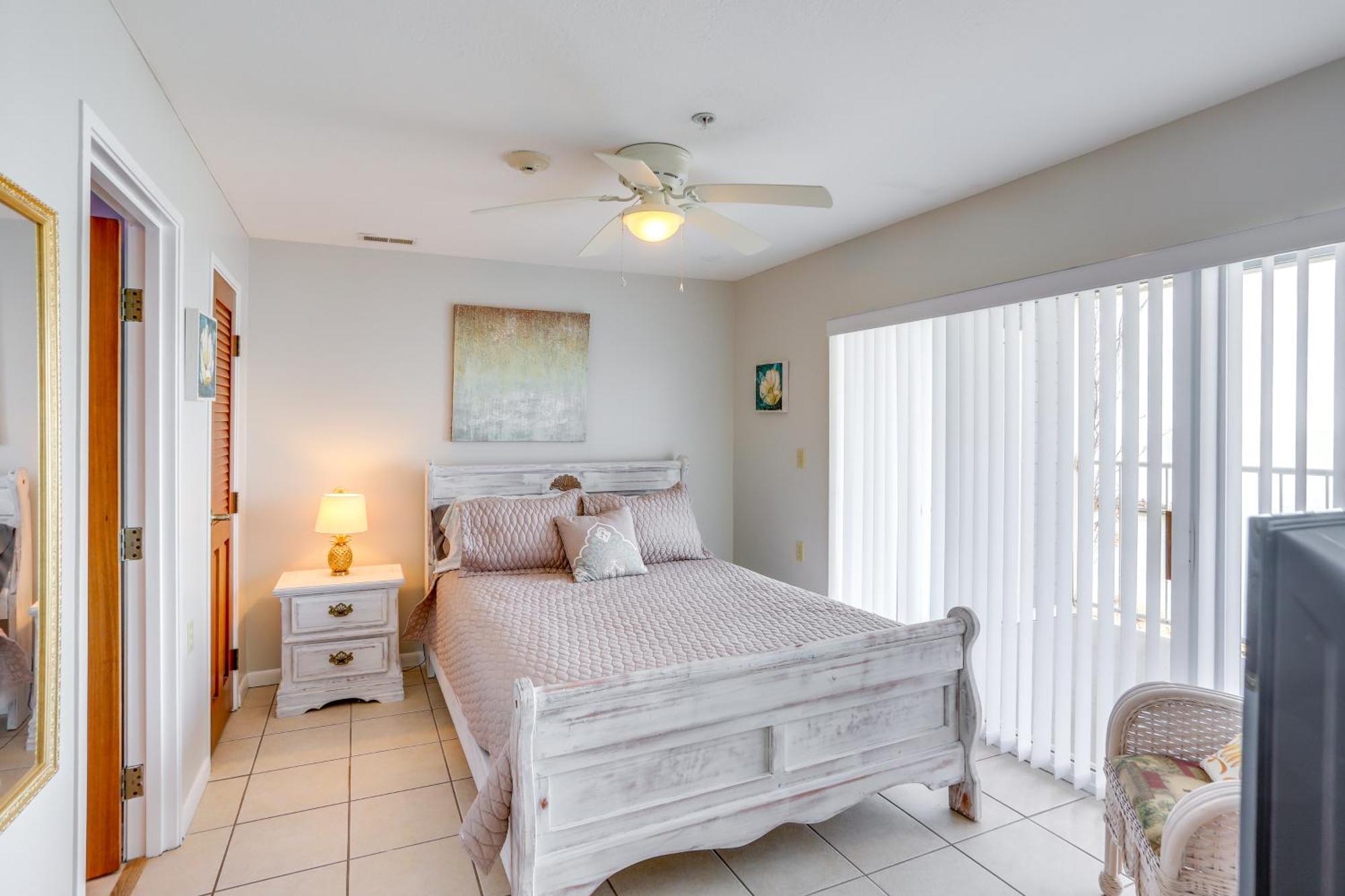 Cozy Lakefront Middle Bass Retreat With Balcony Put-in-Bay Esterno foto